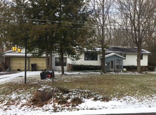 39 Mabel Dr, West Middlesex, PA 16159