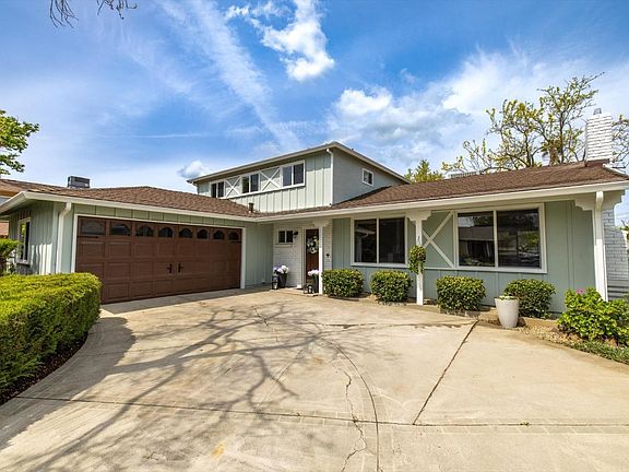 2nd image of 507 Parkridge Drive