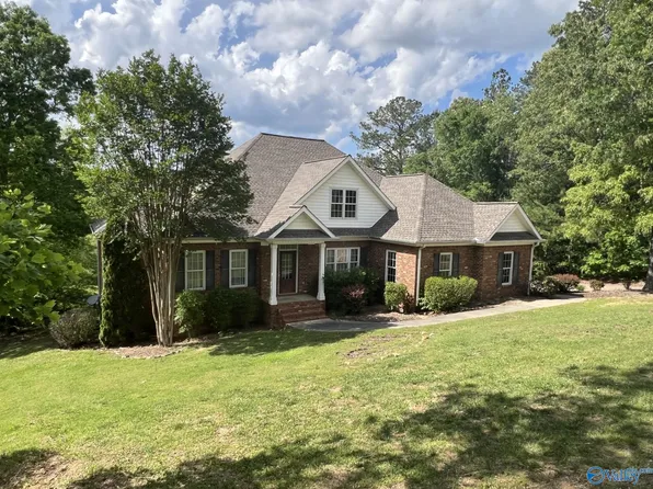 248 Woodmont Dr, Union Grove, AL 35175