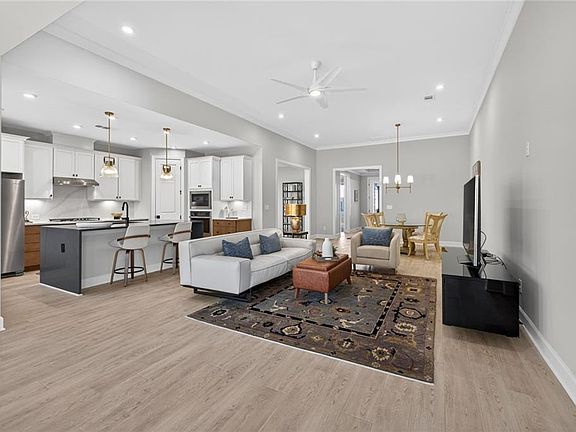2nd image of 178 Bear Way