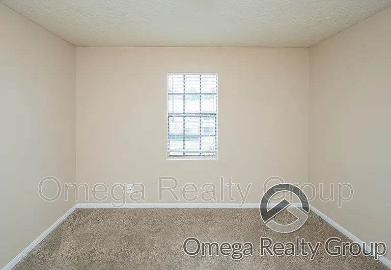 Lakeridge Apartments — Photo 39
