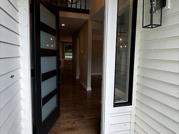 4th image of 25130 Rancho Lobo Ct