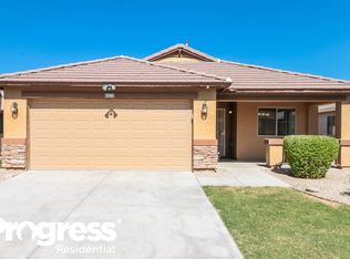 1750 W Desert Hills Dr, San Tan Valley, AZ 85142