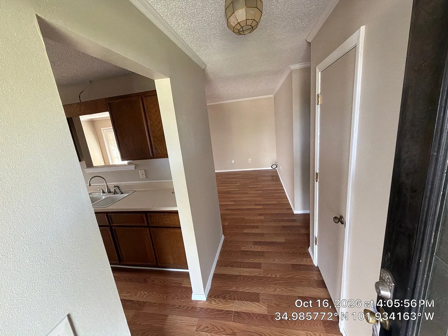 3 bed, 1307 sqft, $1,650 — Photo 2