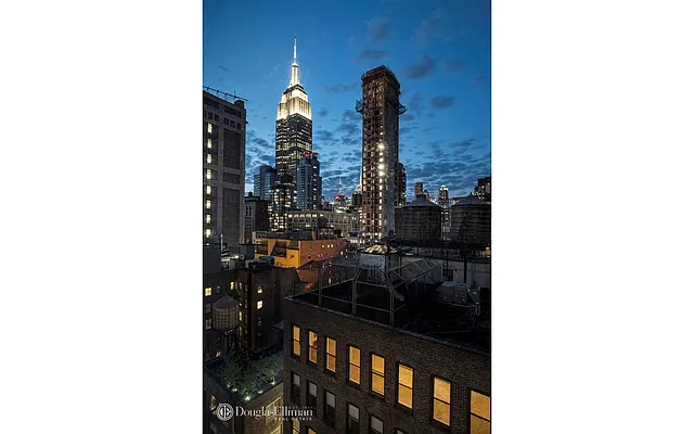 Sold by Douglas Elliman | media 24
