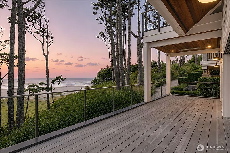 2nd image of 22 Seaside Lane