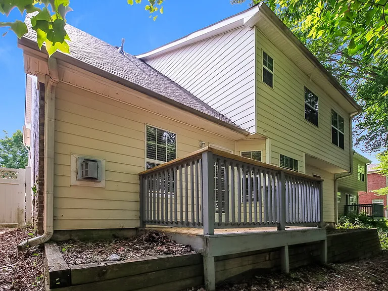 2530 Walter Way — Photo 17