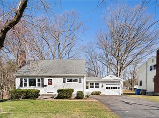 75 White St, Manchester, CT 06042