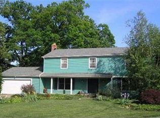 17892 Clifton Park Ln, Lakewood, OH
