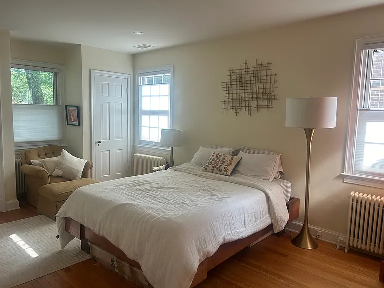 4825 Butterworth Pl NW — Photo 35