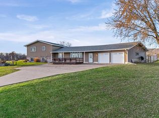 N30555 Church Hill Rd, Arcadia, WI 54612