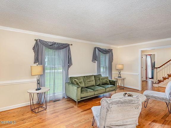5th image of 100 Gloucester Court