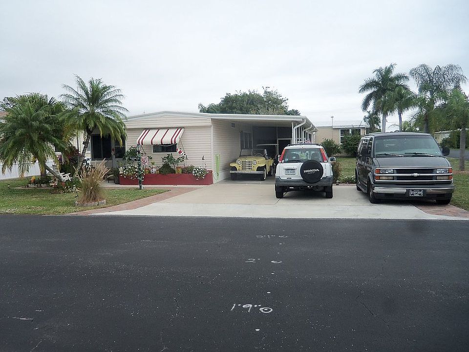 1st image of 27323 Pauline Dr