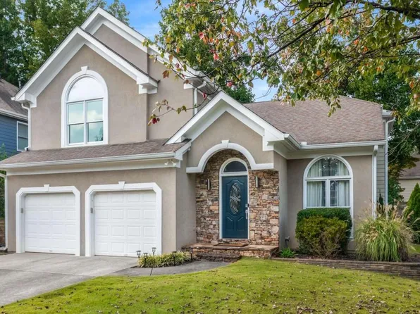 5339 Monarch Pine Ln, Peachtree Corners, GA 30071