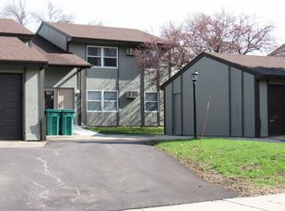 1815 36th St NW APT B, Rochester, MN 55901