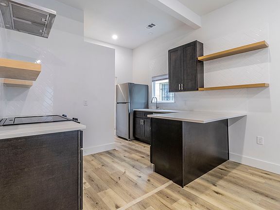 5th image of 1818 Maryland Ave #1818