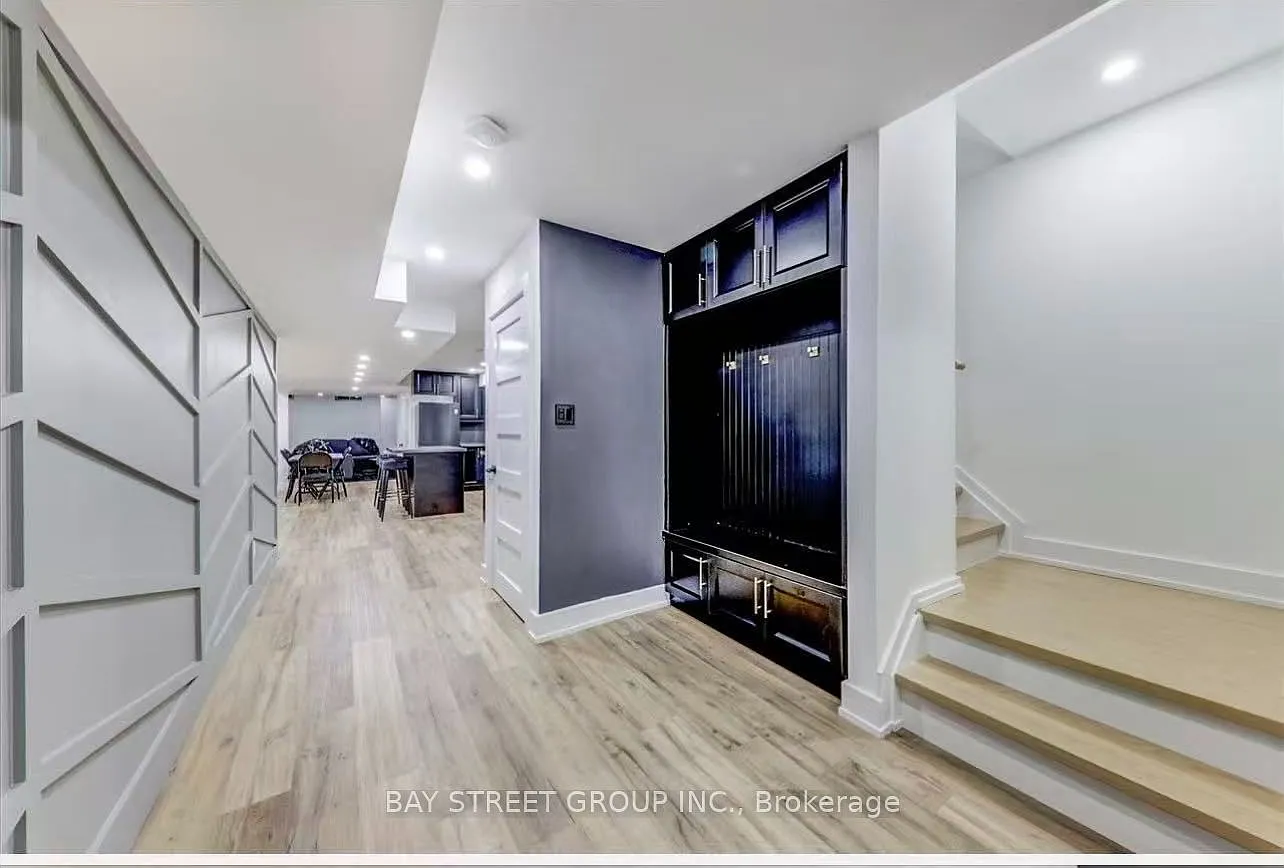 2 bed, $1,650 — Photo 3