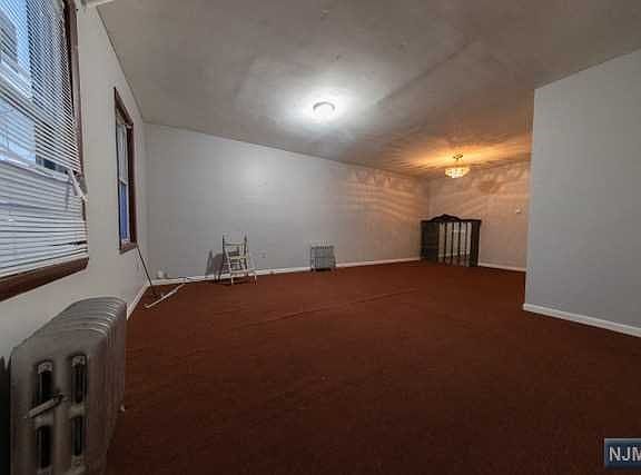 2nd image of 985 Stuyvesant Ave