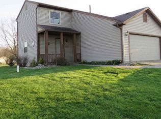 7822 E Cree Lake Dr S, Kendallville, IN 46755