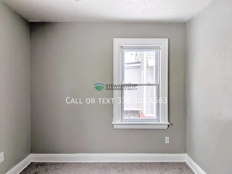 916-918 Peckham St #916 — Photo 11