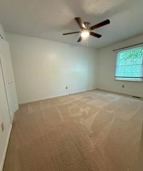 3479 Sutherland Dr — Photo 8