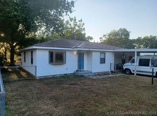 15 Meadow St, Lone Grove, OK 73443