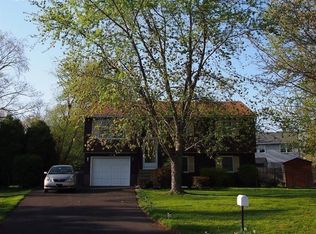 19 Abby Rd, Latham, NY 12110