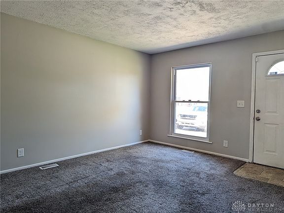 2nd image of 913 Firwood Dr
