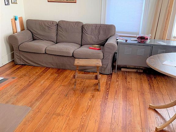 2nd image of 68 Alpine St #3