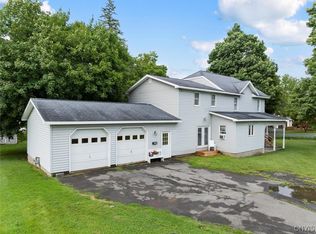 1924 Middle Rd, Oneida, NY 13421