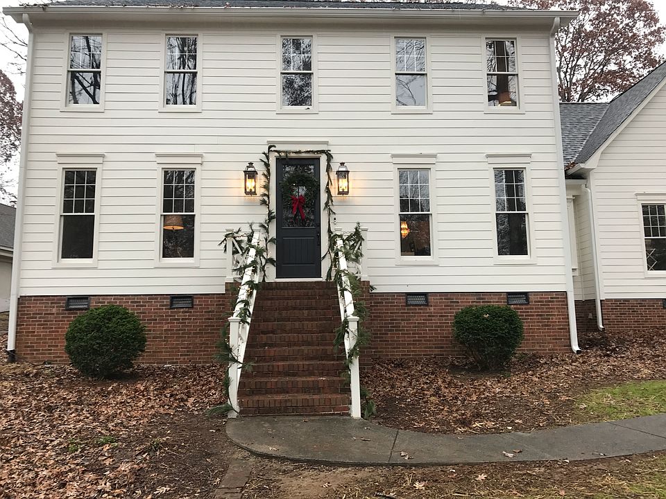 2nd image of 4020 Winterberry Pl
