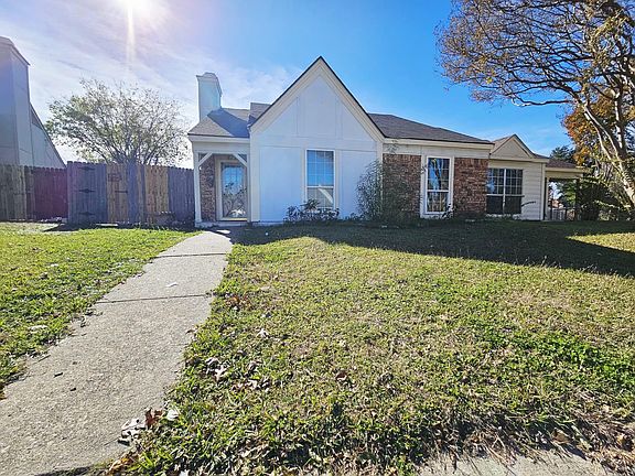 5th image of 817 Colchester Dr