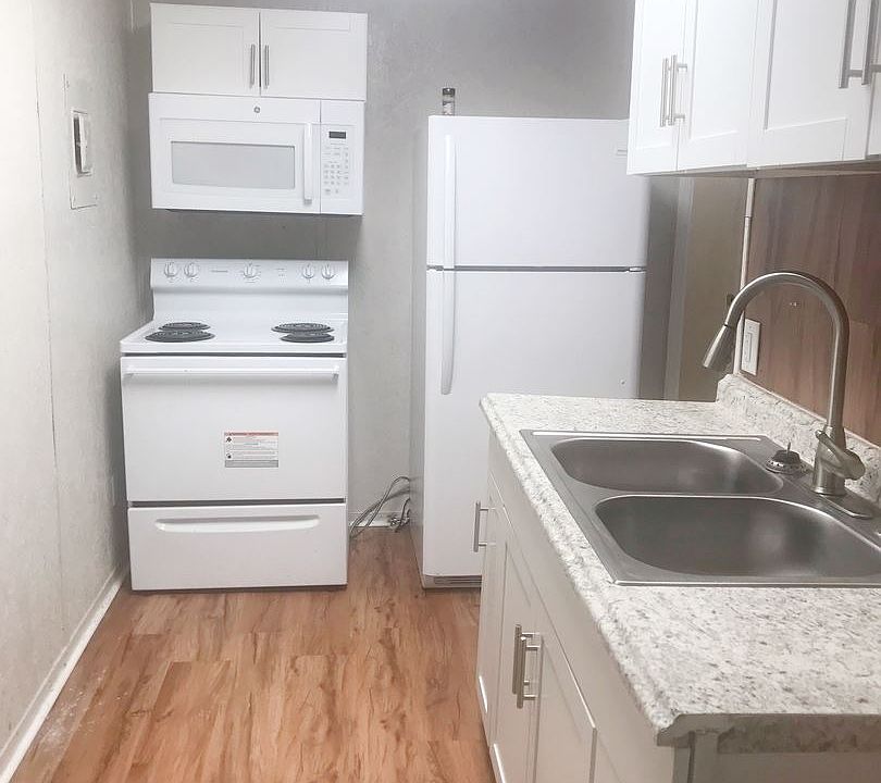 1st image of 1006B Tucker St