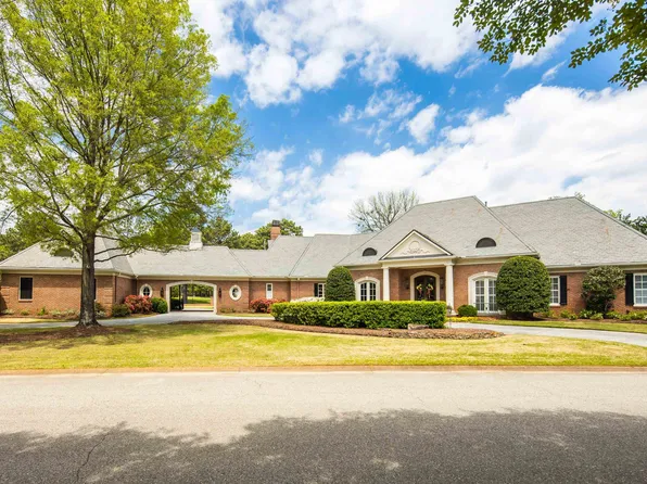 3655 Classic Dr S, Memphis, TN 38125