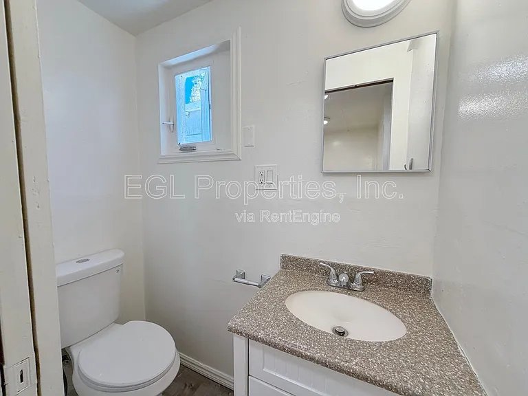 2407 Fernleaf St — Photo 21
