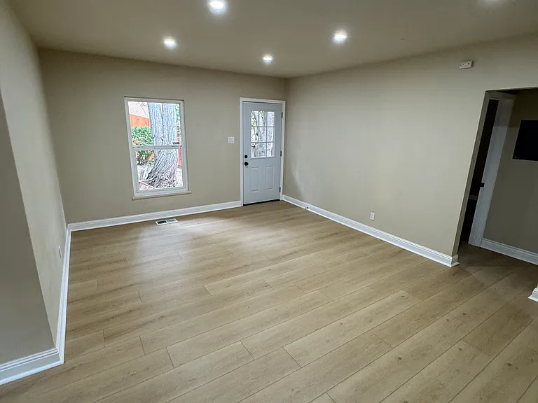 3450 Seminary Ave #3452 — Photo 2