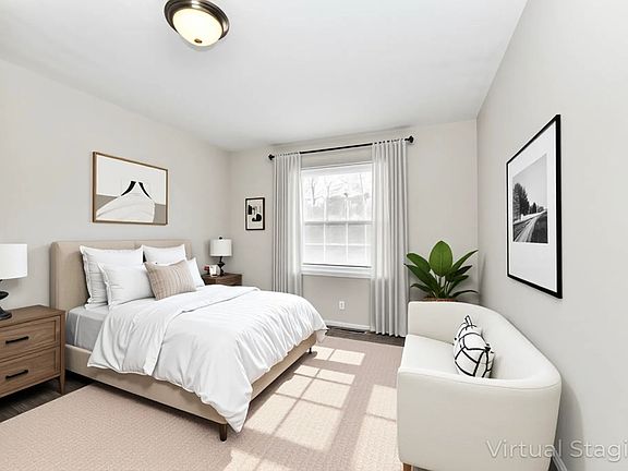 5th image of 221 E Main St #220-09