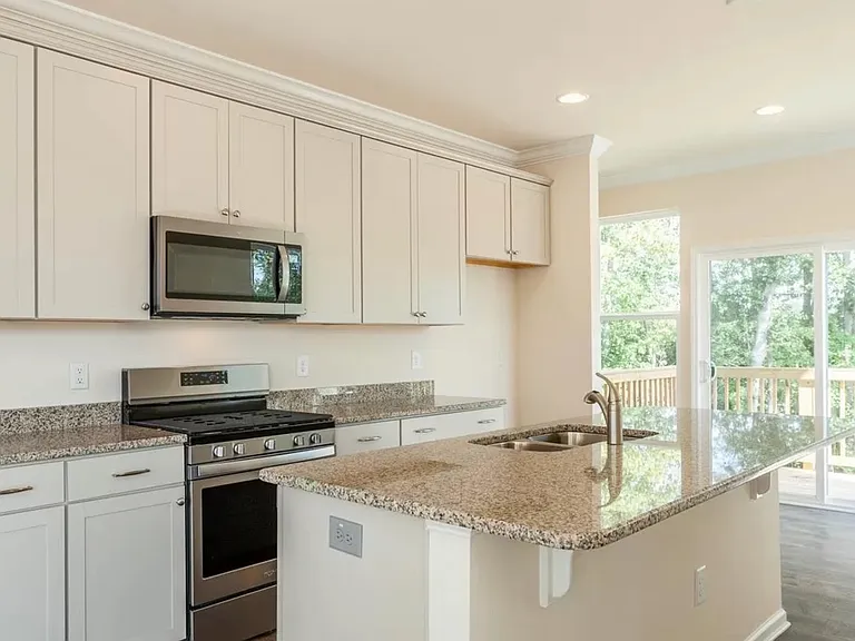 2261 Chattering Lory Ln — Photo 2