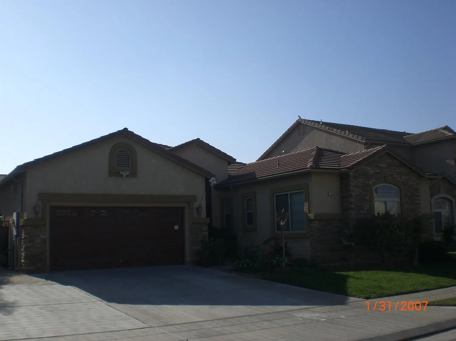 5928 E Grove Ave photo 1