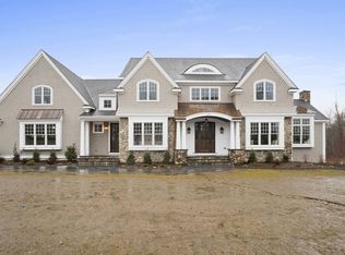 19 Fox Meadow Dr, Westwood, MA 02090