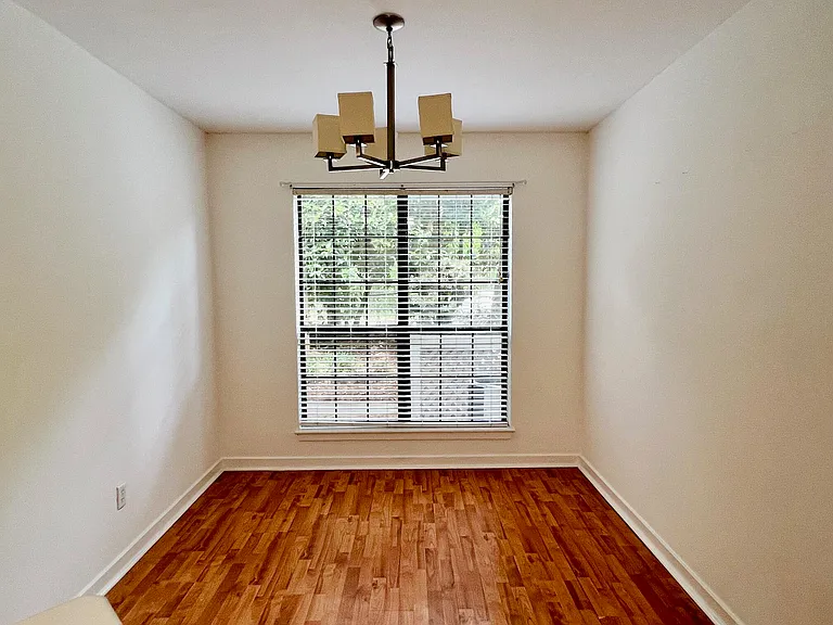 352 Sandpiper Dr #G — Photo 12