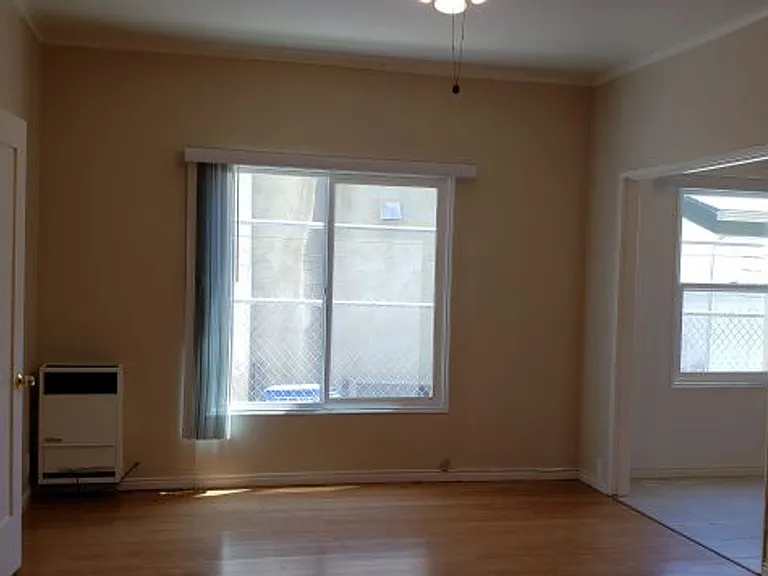 3802 Centre St #1-12 — Photo 4