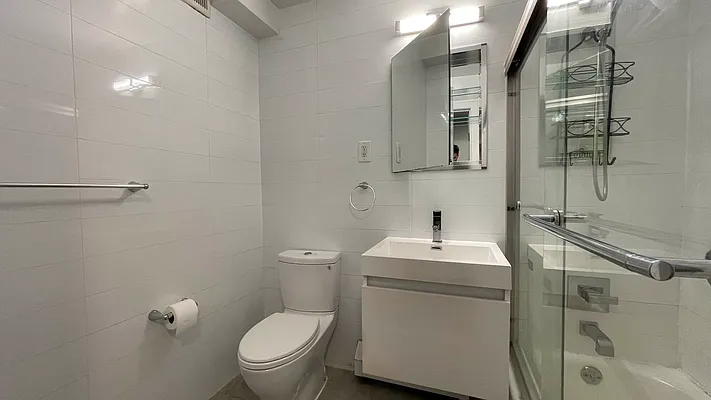 Rented by Strivers Management Group Corp (Brokerage) | media 28