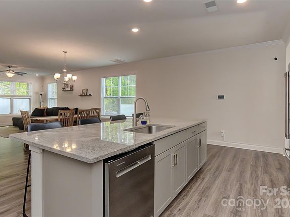 5th image of 3864 Fairlady Ln #1