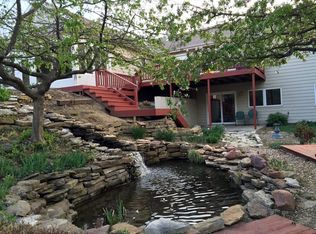 4255 Red Bud Dr, Wamego, KS 66547