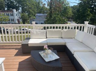 47 Iron Gate Rd, Sicklerville, NJ 08081