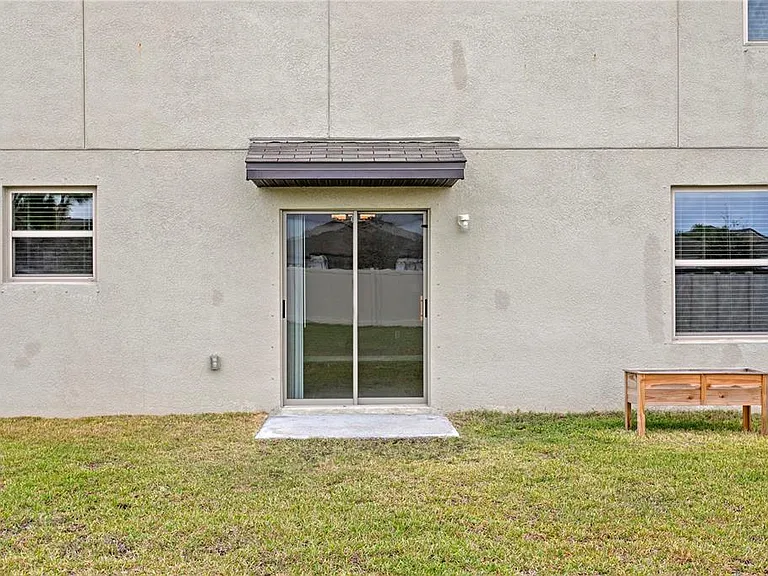 7109 Paradise Island Ct — Photo 22