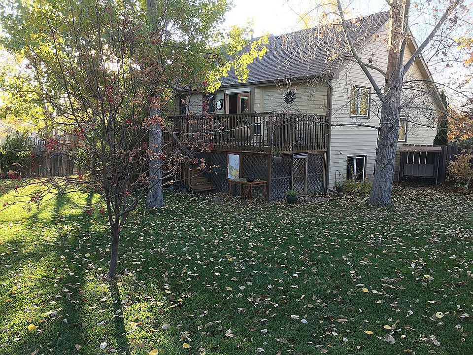 2nd image of 1112 Hillside Ct