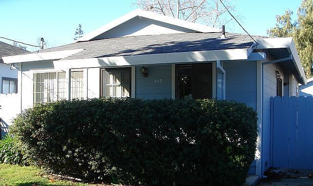 1st image of 415 Samson St