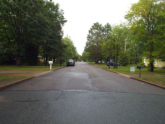 5th image of 1715 Woodland Ave